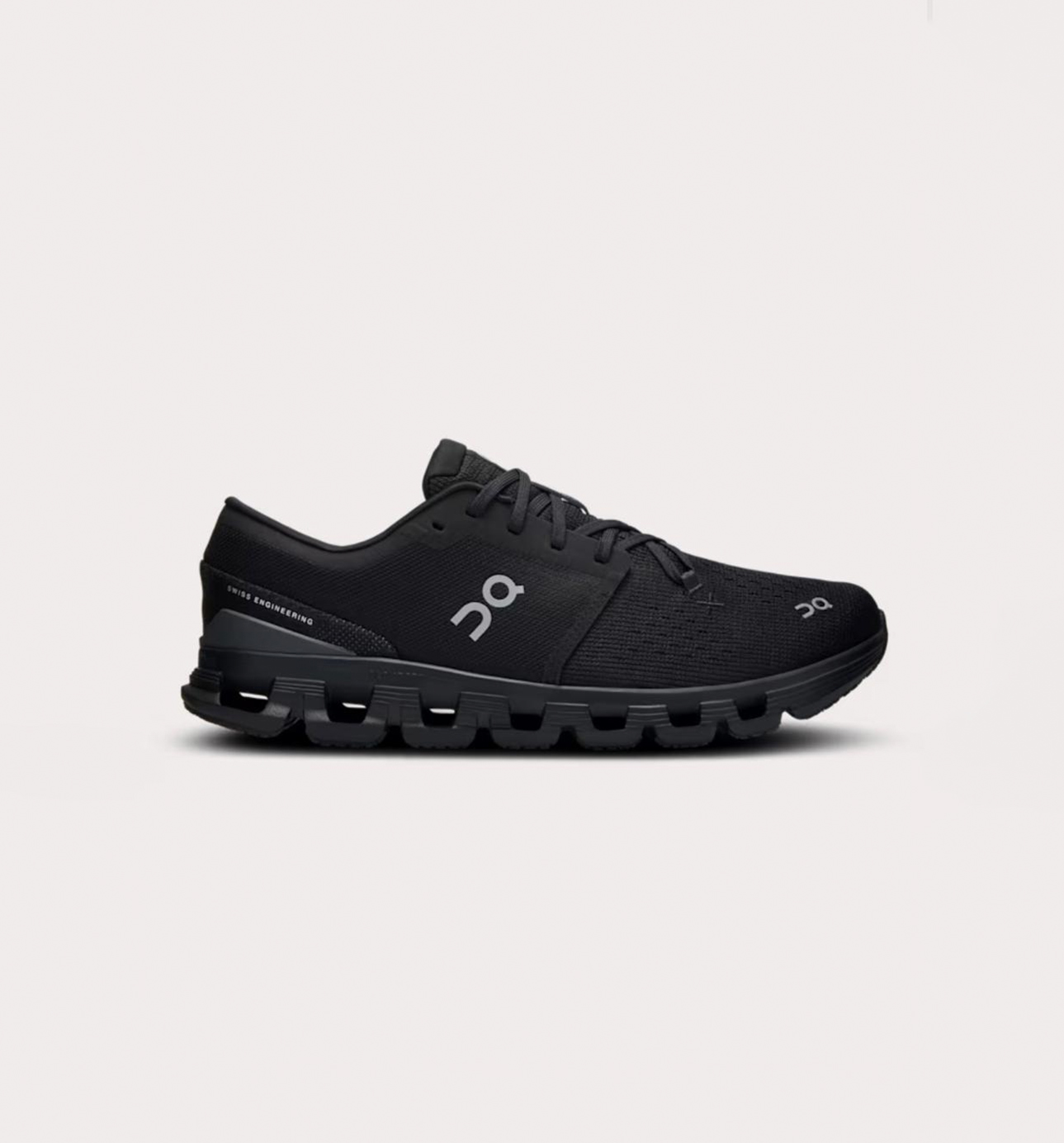 On Cloud X4 BLACK